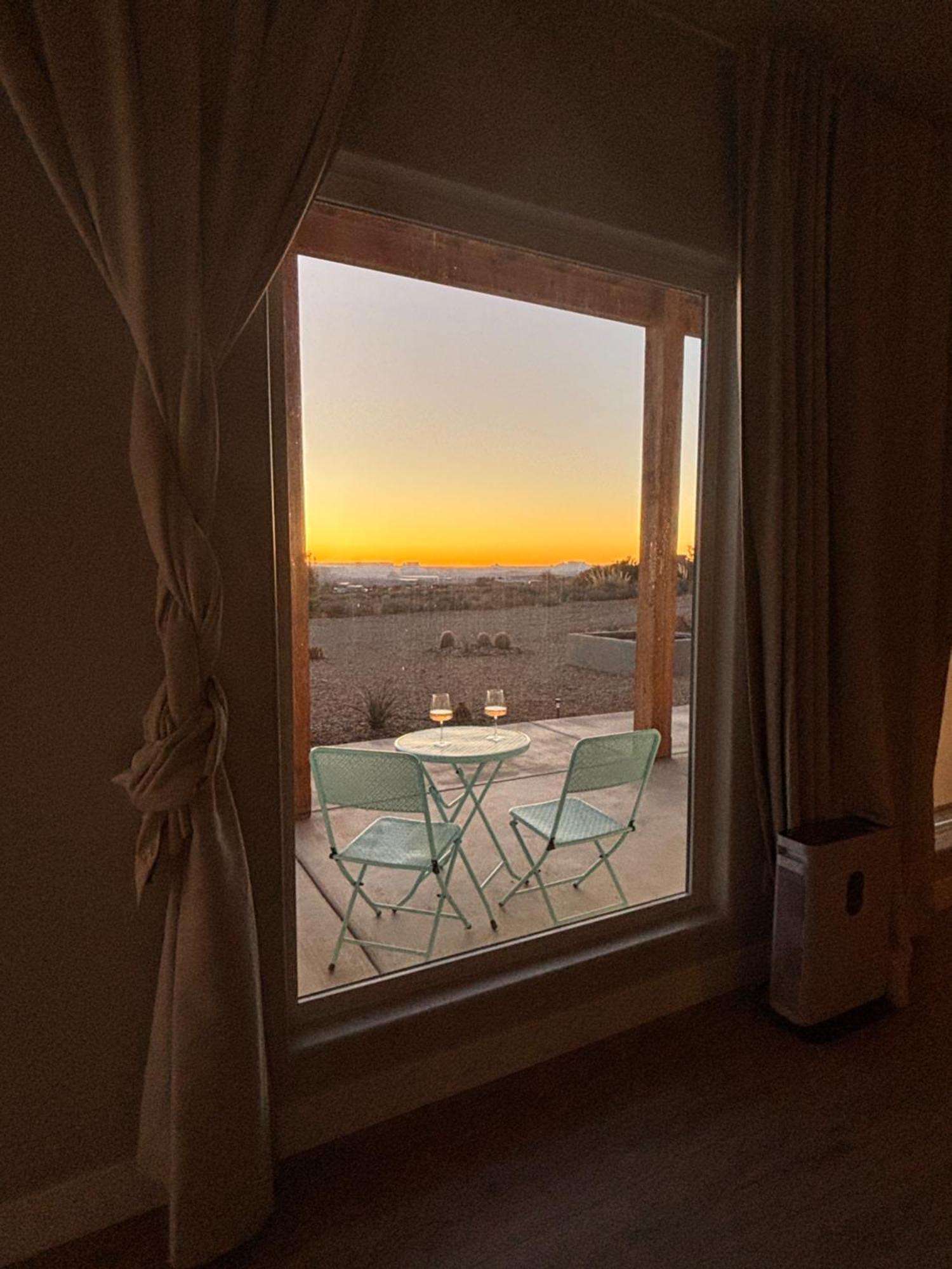 Lake Powell Sunrise Villa By Antelope Canyon Big Water Exterior photo
